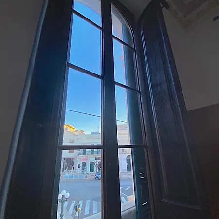Palazzo Migliaccio Apt, La Residenza Sul Mare Appartement *